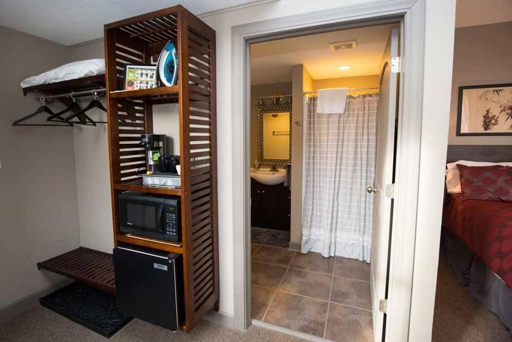 Dodici Night Suites Washington エクステリア 写真