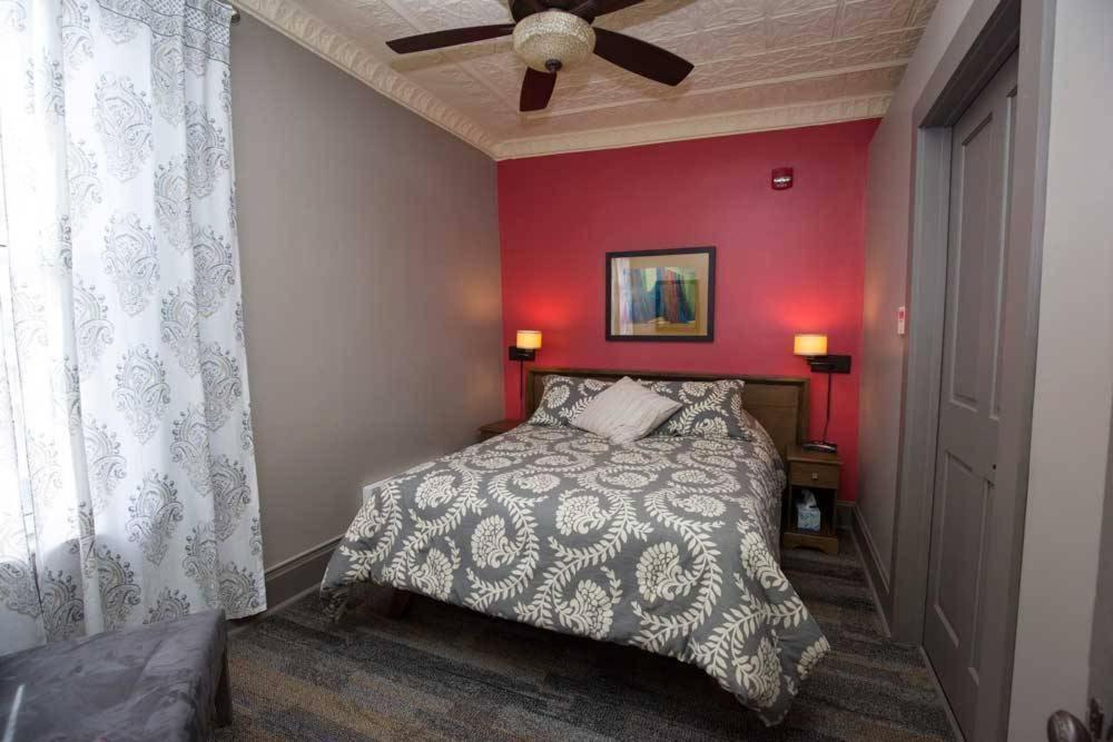 Dodici Night Suites Washington エクステリア 写真